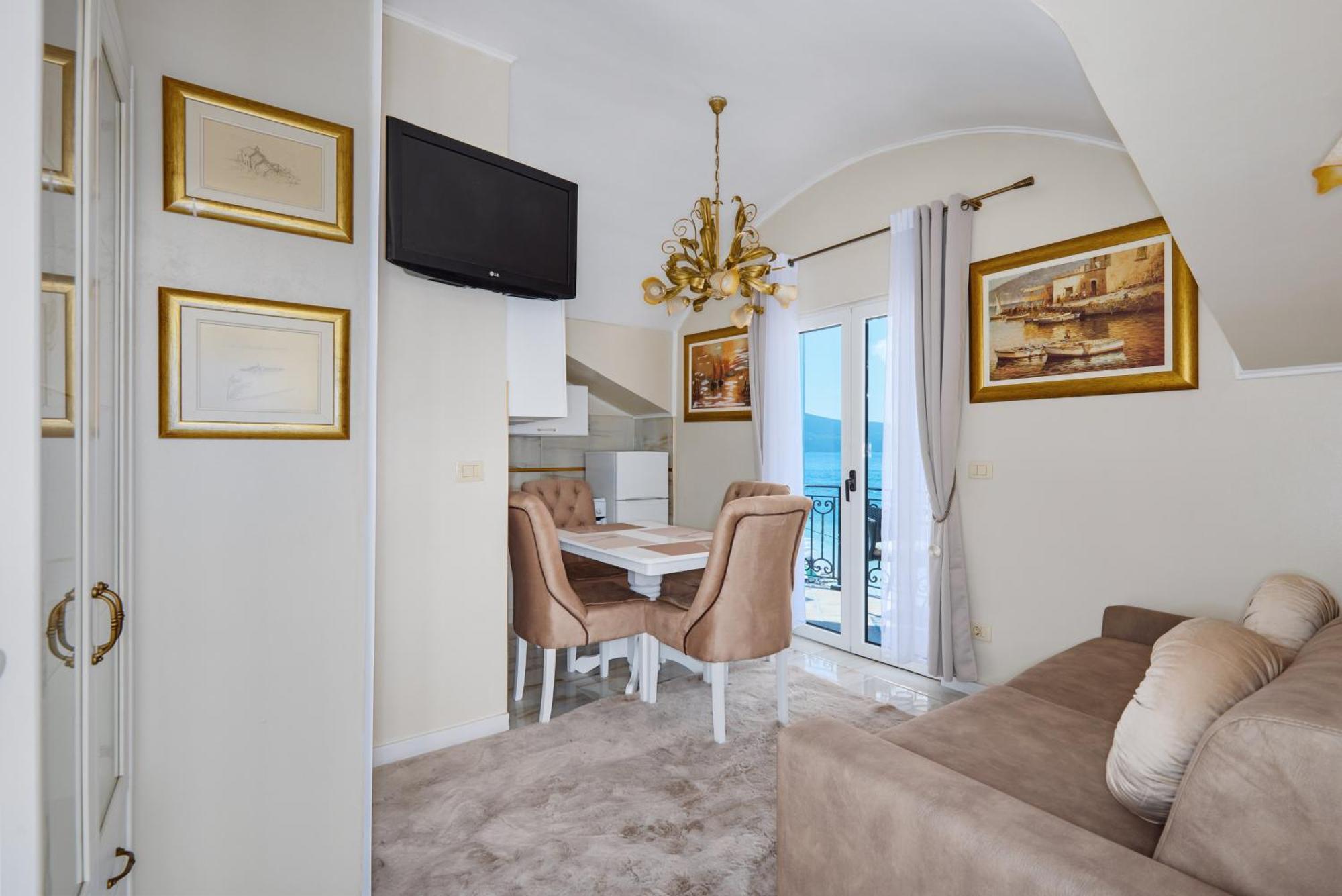 Apartment Villa Marija Tivat Exteriör bild