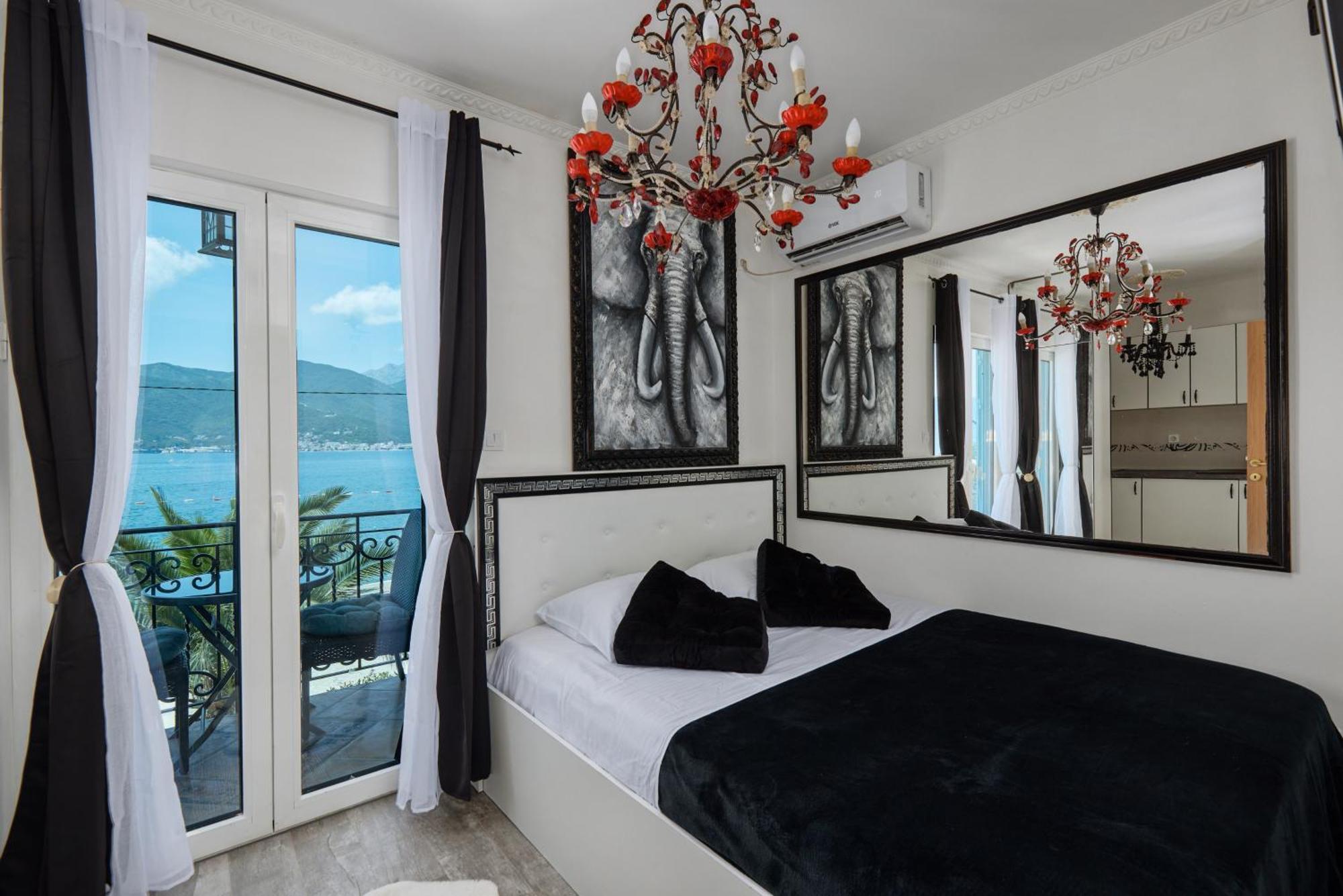 Apartment Villa Marija Tivat Exteriör bild