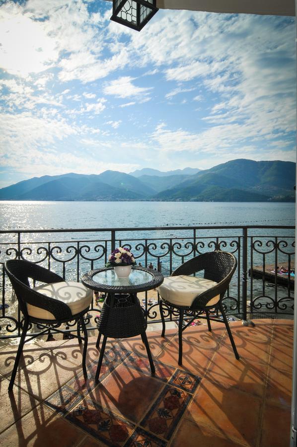 Apartment Villa Marija Tivat Exteriör bild