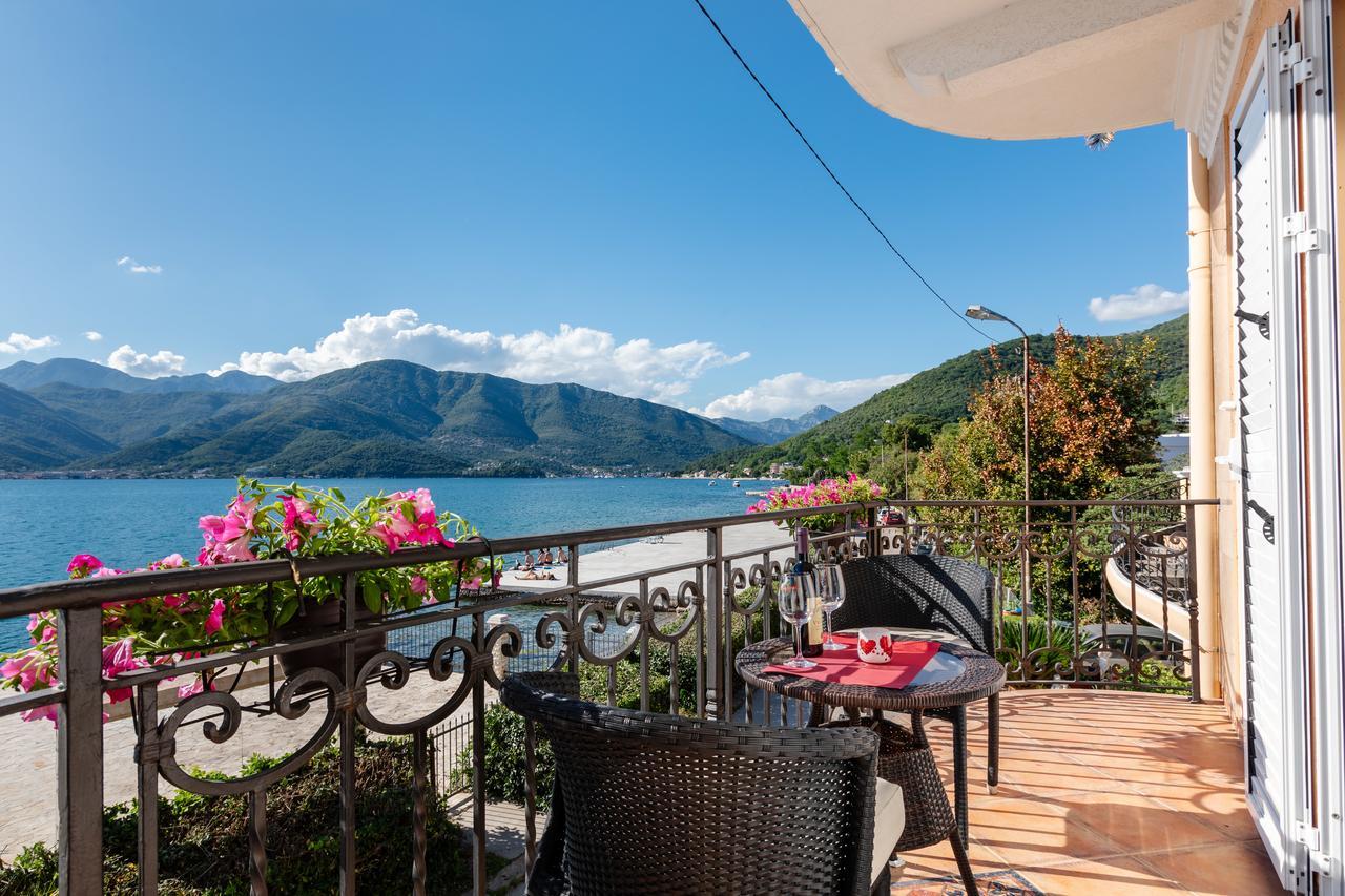 Apartment Villa Marija Tivat Exteriör bild